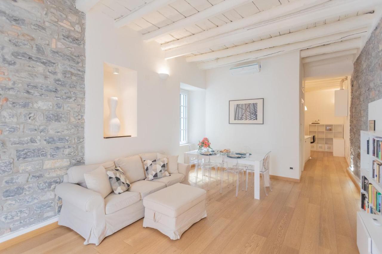 Wine Not Apartment In Como City Centre Екстер'єр фото