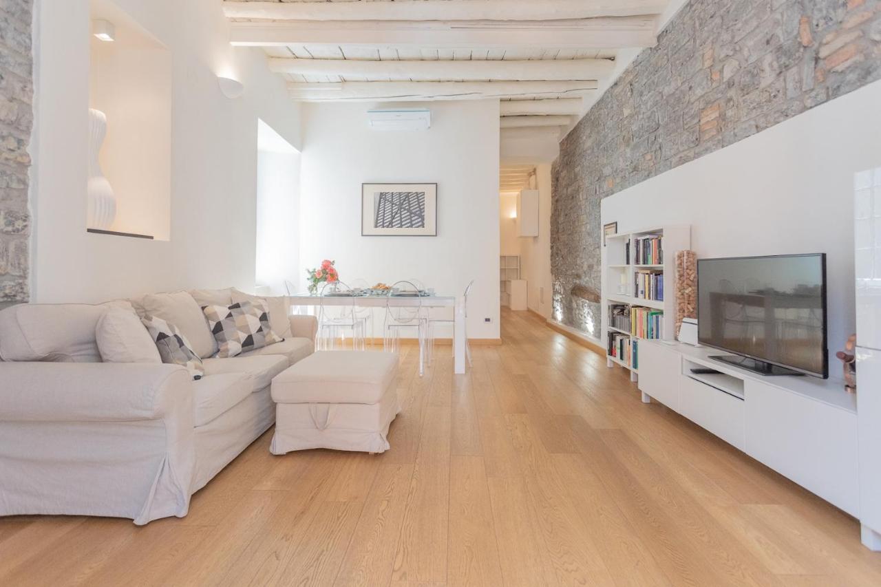 Wine Not Apartment In Como City Centre Екстер'єр фото