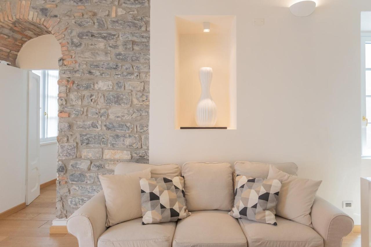 Wine Not Apartment In Como City Centre Екстер'єр фото